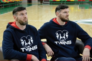 Karjerą baigiantys legendiniai Lietuvos krepšinio dvyniai rengia atsisveikinimo šventę